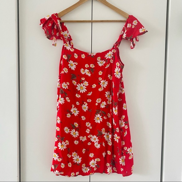 Red Daisy Flowers Flouncy Mini Sundress | 90s Vintage | Size Small - Picture 1 of 4